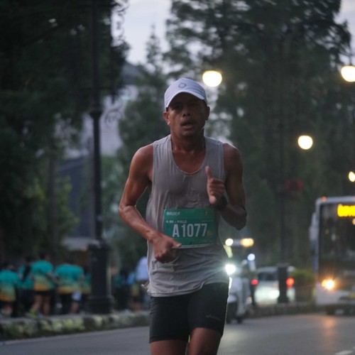 Race photo from BAUR RUN 2025