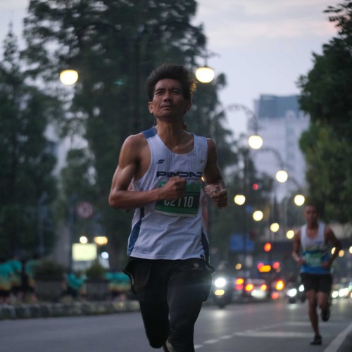 Race photo from BAUR RUN 2025
