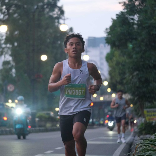 Race photo from BAUR RUN 2025