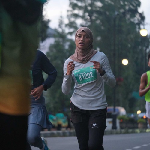Race photo from BAUR RUN 2025