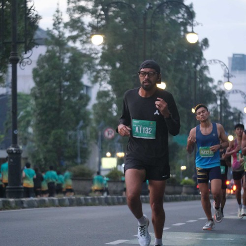 Race photo from BAUR RUN 2025