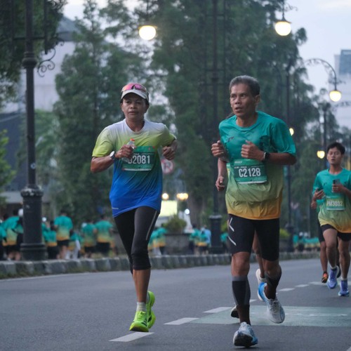 Race photo from BAUR RUN 2025