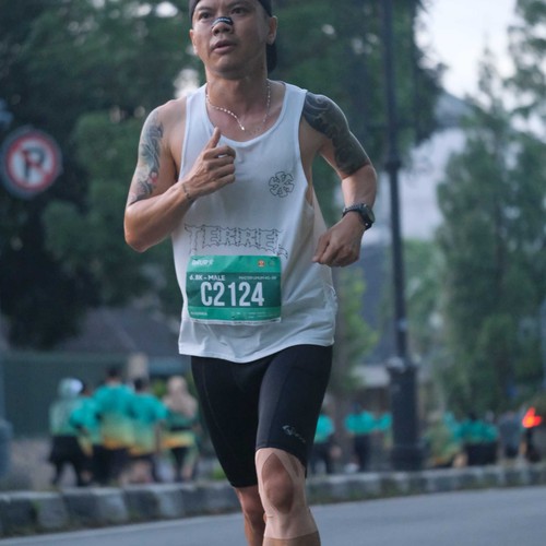 Race photo from BAUR RUN 2025