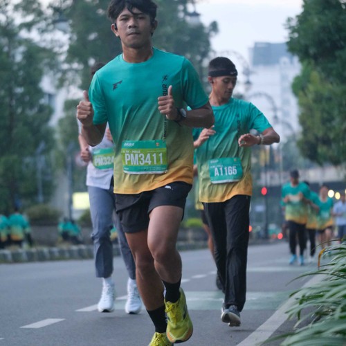 Race photo from BAUR RUN 2025