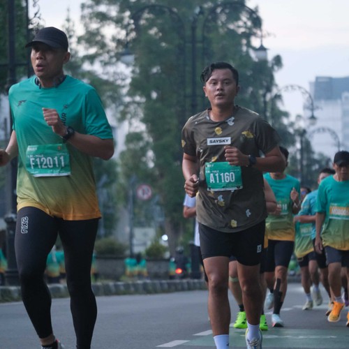 Race photo from BAUR RUN 2025