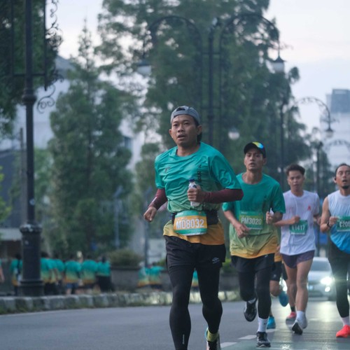 Race photo from BAUR RUN 2025