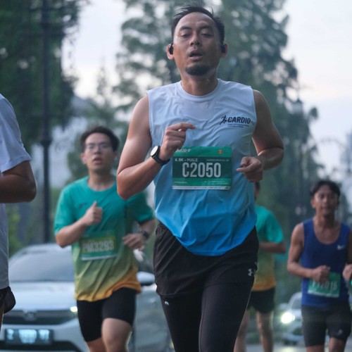 Race photo from BAUR RUN 2025