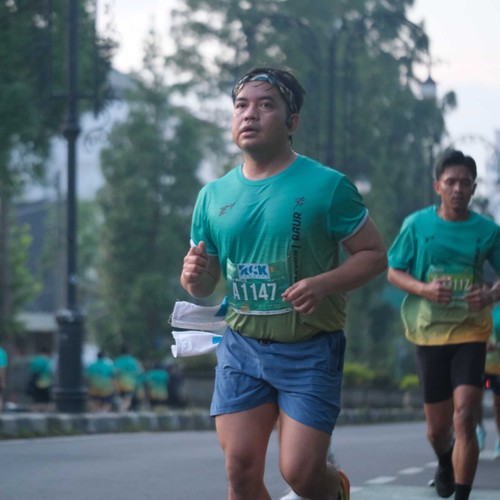 Race photo from BAUR RUN 2025