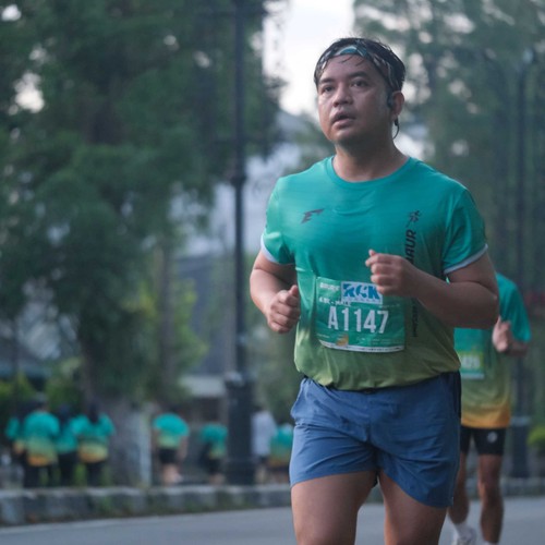 Race photo from BAUR RUN 2025