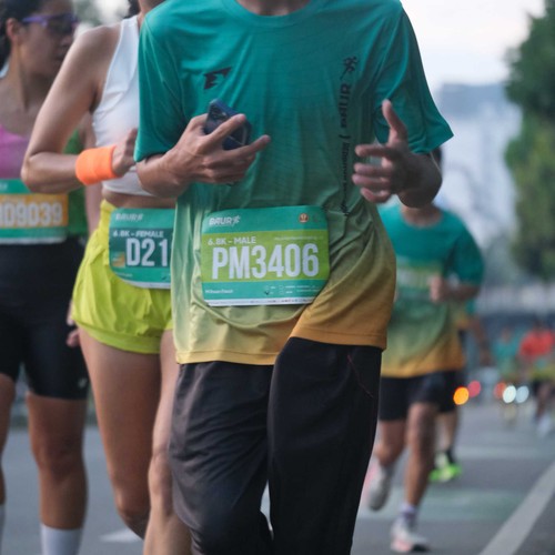 Race photo from BAUR RUN 2025