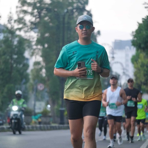 Race photo from BAUR RUN 2025