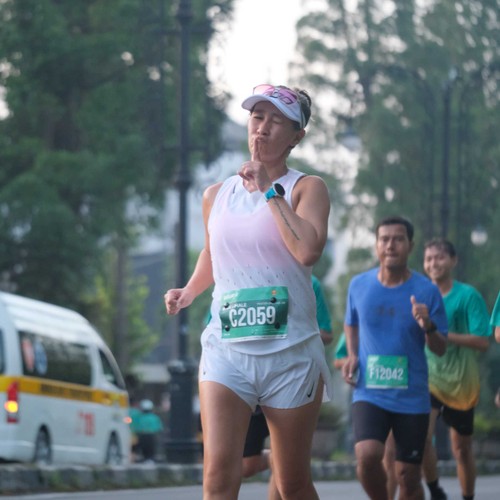 Race photo from BAUR RUN 2025