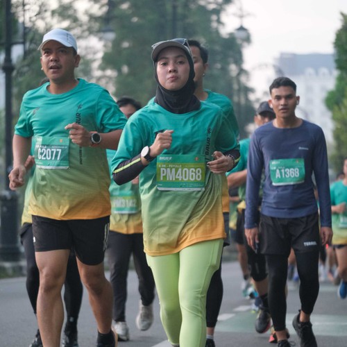 Race photo from BAUR RUN 2025