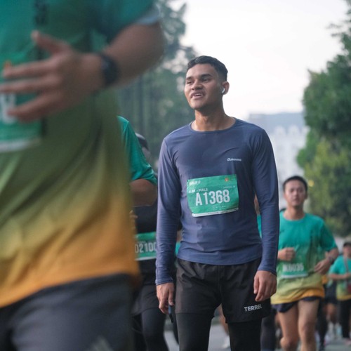 Race photo from BAUR RUN 2025