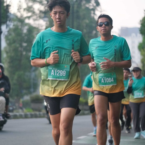 Race photo from BAUR RUN 2025