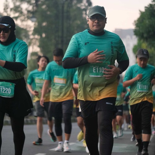 Race photo from BAUR RUN 2025