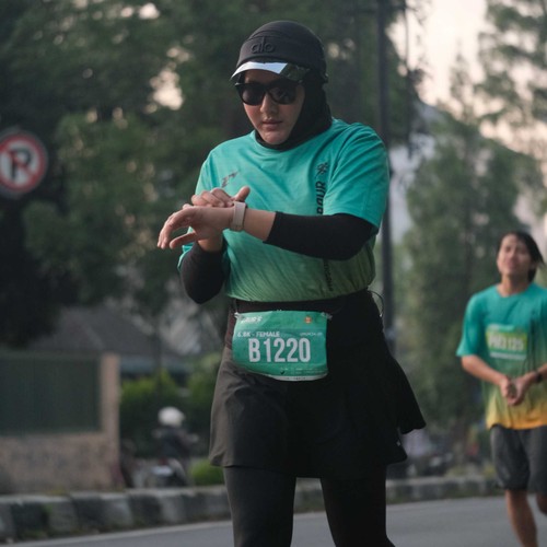 Race photo from BAUR RUN 2025