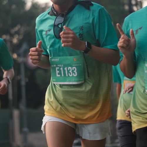 Race photo from BAUR RUN 2025
