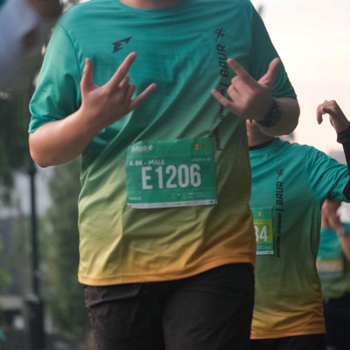 Race photo from BAUR RUN 2025