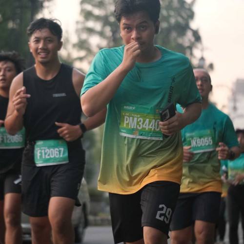 Race photo from BAUR RUN 2025