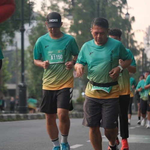 Race photo from BAUR RUN 2025