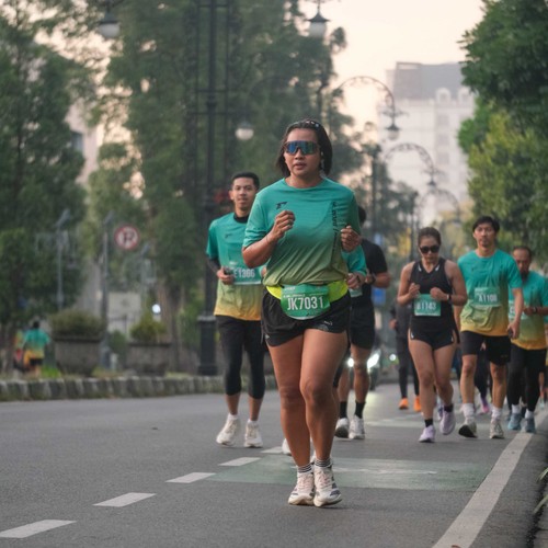 Race photo from BAUR RUN 2025