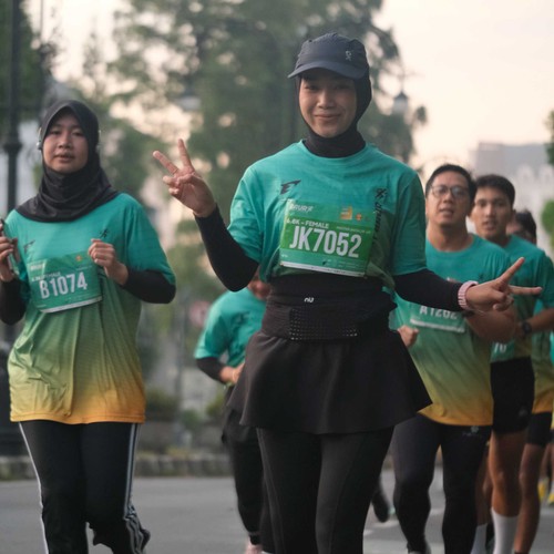 Race photo from BAUR RUN 2025