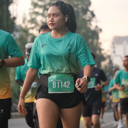 Race photo from BAUR RUN 2025