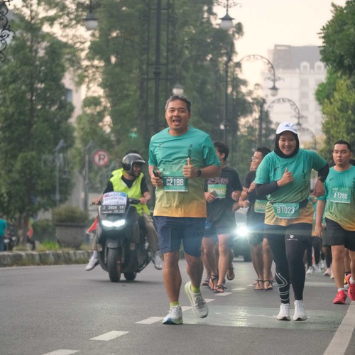 Race photo from BAUR RUN 2025