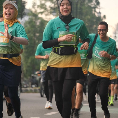 Race photo from BAUR RUN 2025
