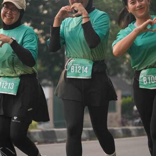 Race photo from BAUR RUN 2025