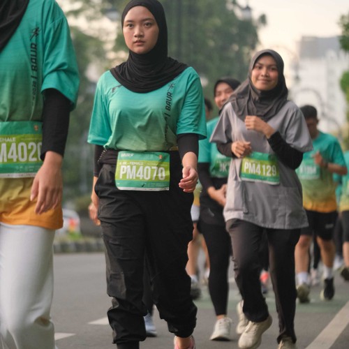 Race photo from BAUR RUN 2025