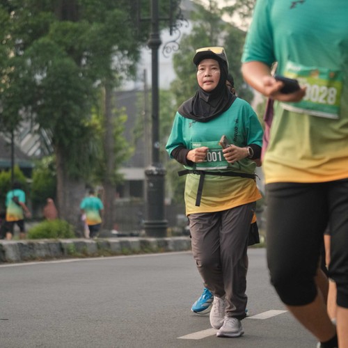 Race photo from BAUR RUN 2025