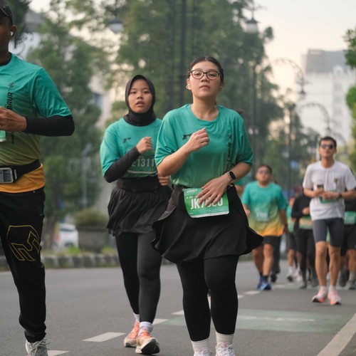 Race photo from BAUR RUN 2025