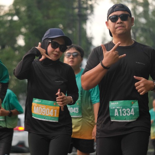 Race photo from BAUR RUN 2025
