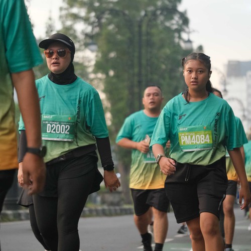 Race photo from BAUR RUN 2025