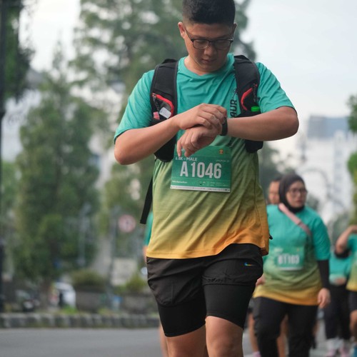 Race photo from BAUR RUN 2025