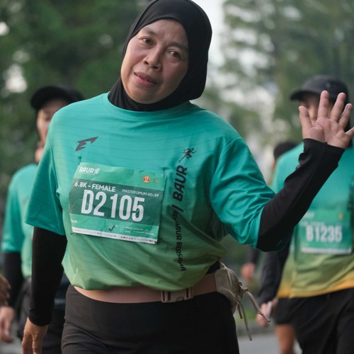 Race photo from BAUR RUN 2025