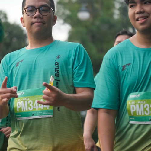 Race photo from BAUR RUN 2025