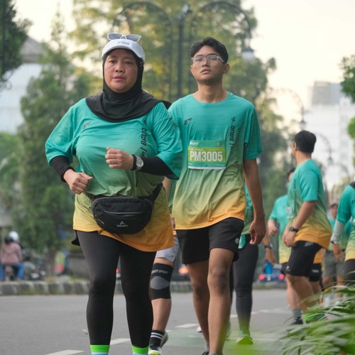 Race photo from BAUR RUN 2025