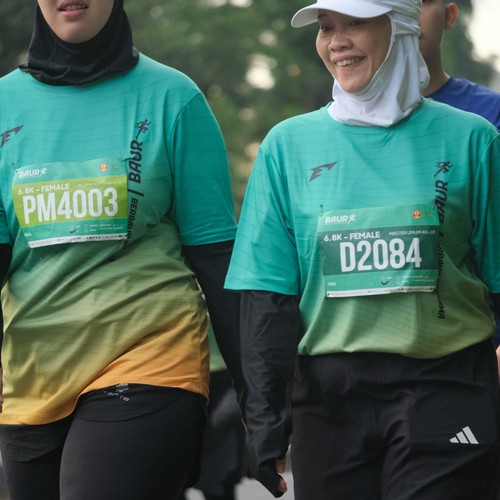 Race photo from BAUR RUN 2025