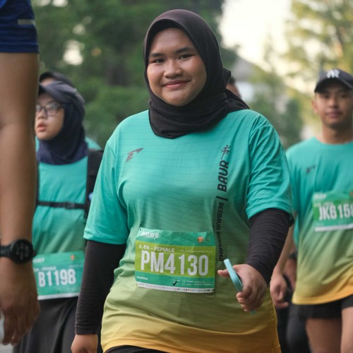 Race photo from BAUR RUN 2025