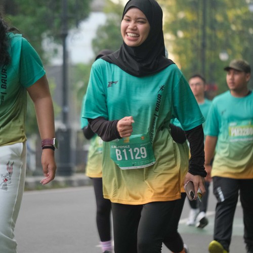 Race photo from BAUR RUN 2025