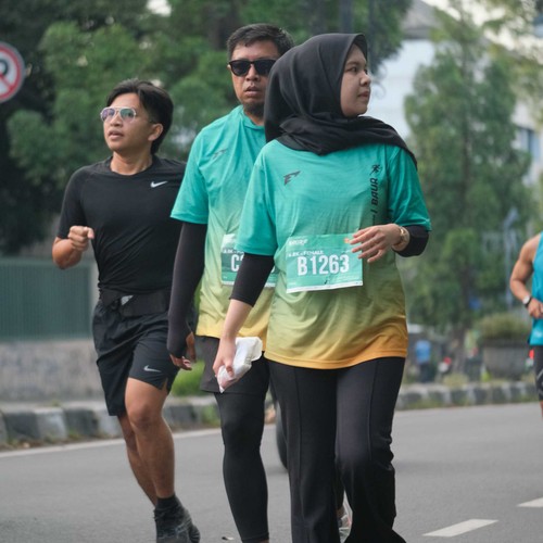 Race photo from BAUR RUN 2025