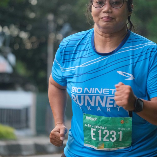 Race photo from BAUR RUN 2025
