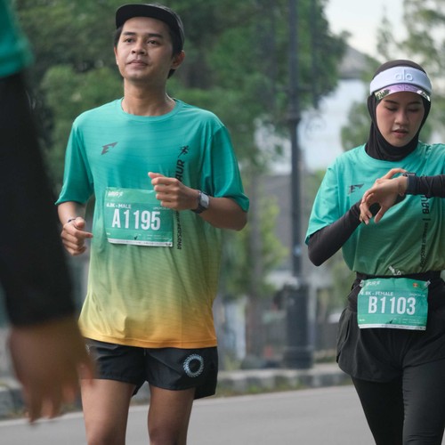 Race photo from BAUR RUN 2025