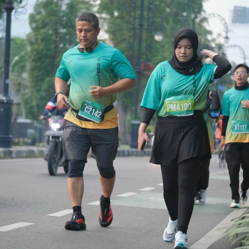 Race photo from BAUR RUN 2025