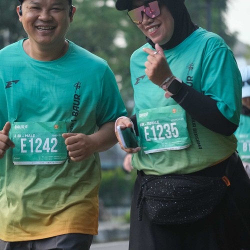 Race photo from BAUR RUN 2025