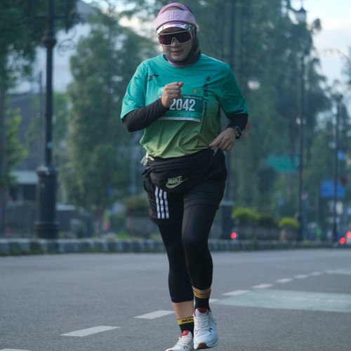 Race photo from BAUR RUN 2025