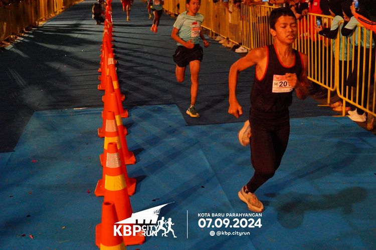 Race photo from KBP City Run 2024